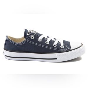 Converse Chuck Taylor All Star Lo Sneaker Navy- Little Kid/toddler size 10